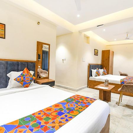 Fabhotel Prime The Golden Plaza - Nr Tarapith Temple Εξωτερικό φωτογραφία