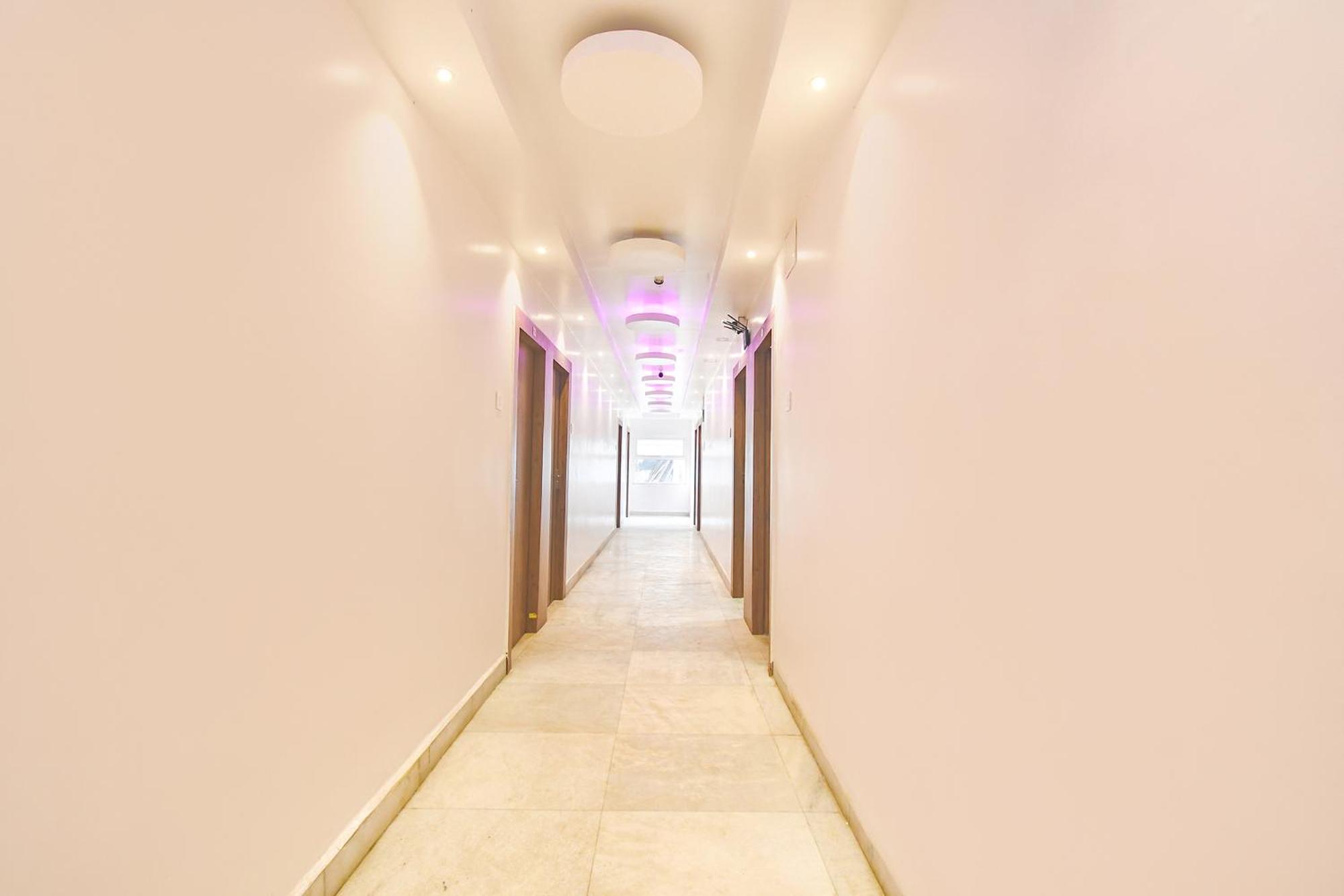 Fabhotel Prime The Golden Plaza - Nr Tarapith Temple Εξωτερικό φωτογραφία