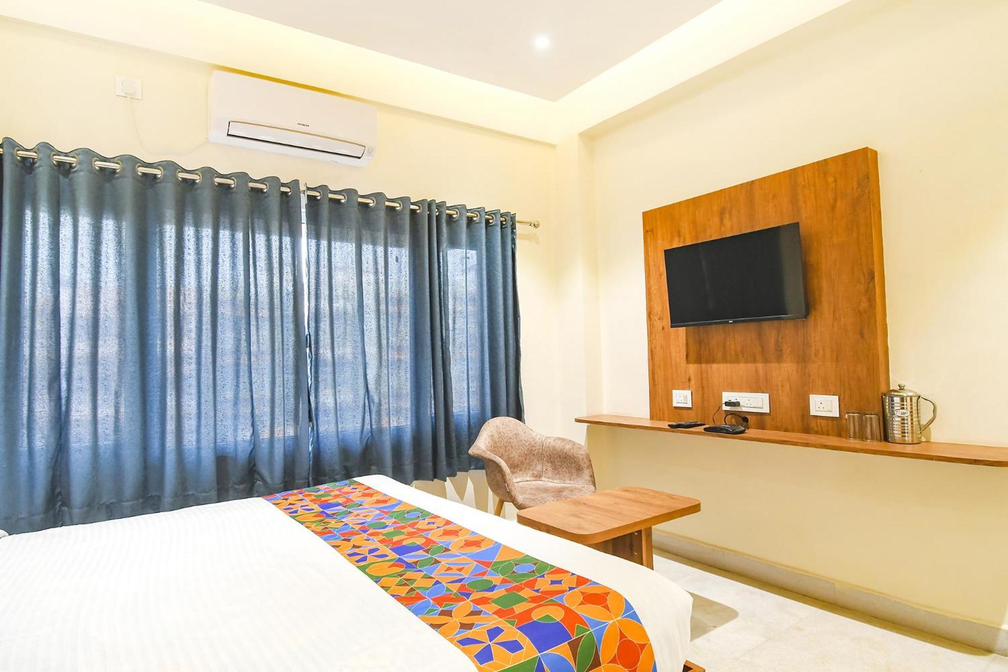 Fabhotel Prime The Golden Plaza - Nr Tarapith Temple Εξωτερικό φωτογραφία
